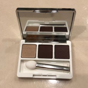 Clinique limited edition all about shadow trio